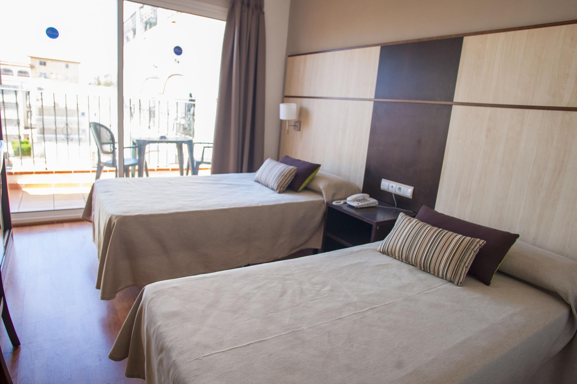Hotel Comarruga Platja Dış mekan fotoğraf