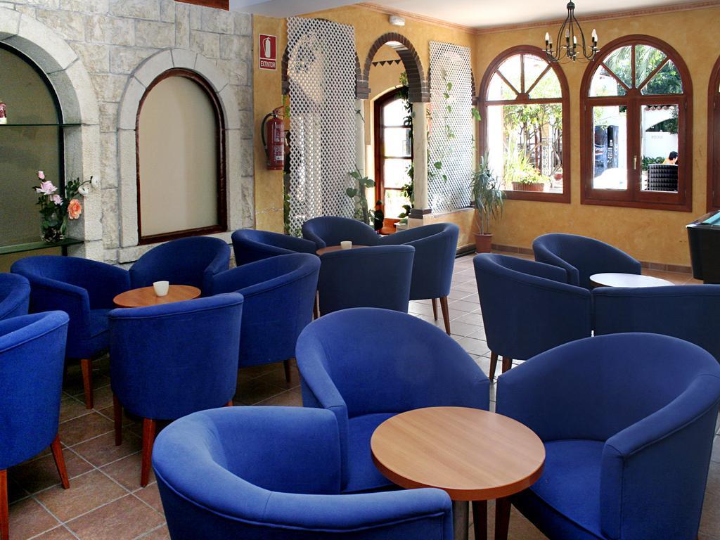 Hotel Comarruga Platja Dış mekan fotoğraf